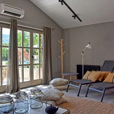 Vacay Zita With Pool Villa